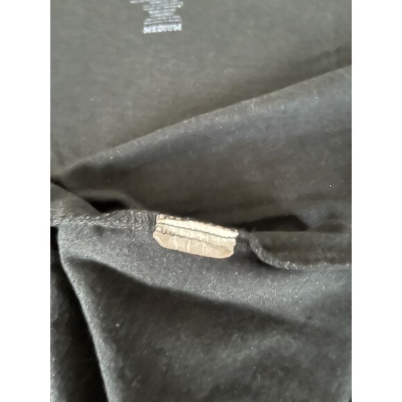 Vtg Women's Detroit Red Wings Hockey Black T-Shirt 1931 National Anthem Presents - Picture 8 of 8